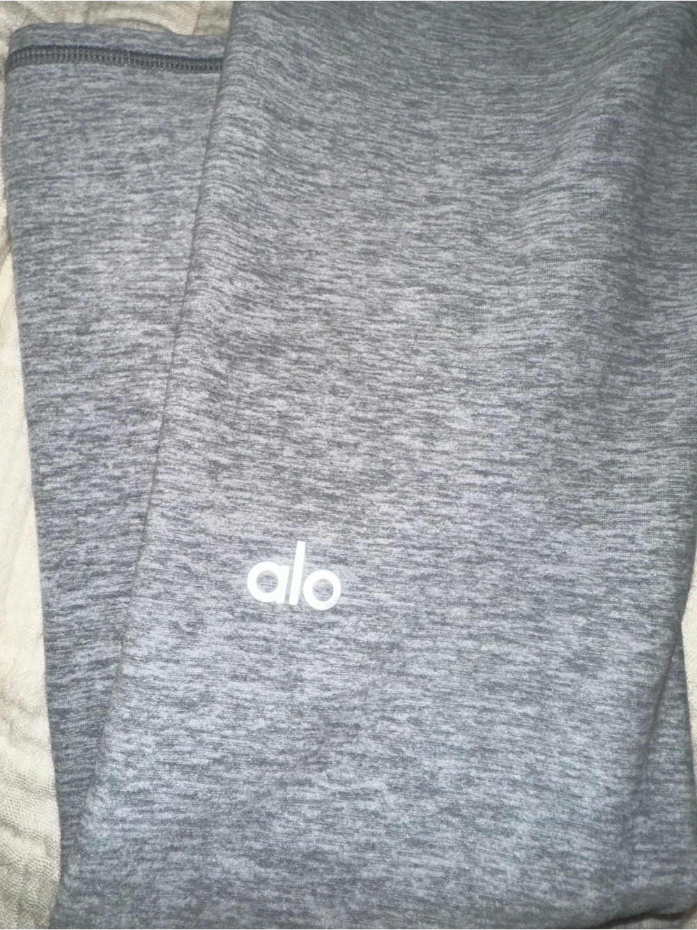 ALO Yoga Women's Grey Heather Leggings - EUC XS
